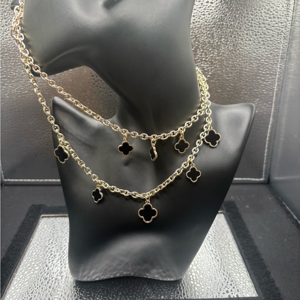 Elegant Gold and Black Onyx Necklace